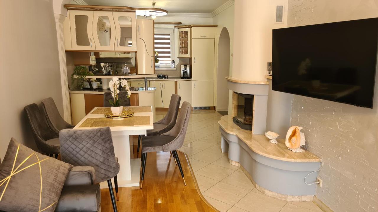 Apartament Deluxe 2 Освенцим Экстерьер фото